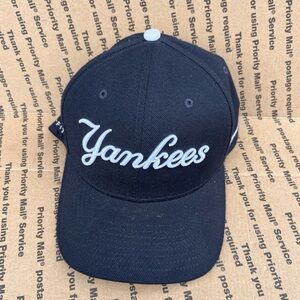 NIKE New York Yankees Classic 99 Blue Dri-Fit MLB Cap Hat One Size Fits Most